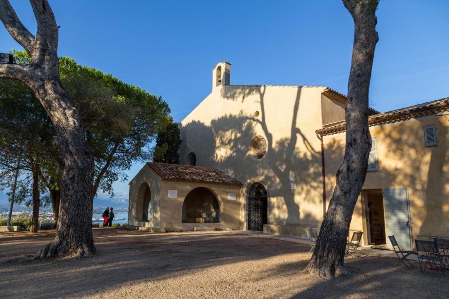 Magnifique "Gite De La Garoupe" Au Cap D'Antibes A 300M Des Plages Exterior photo