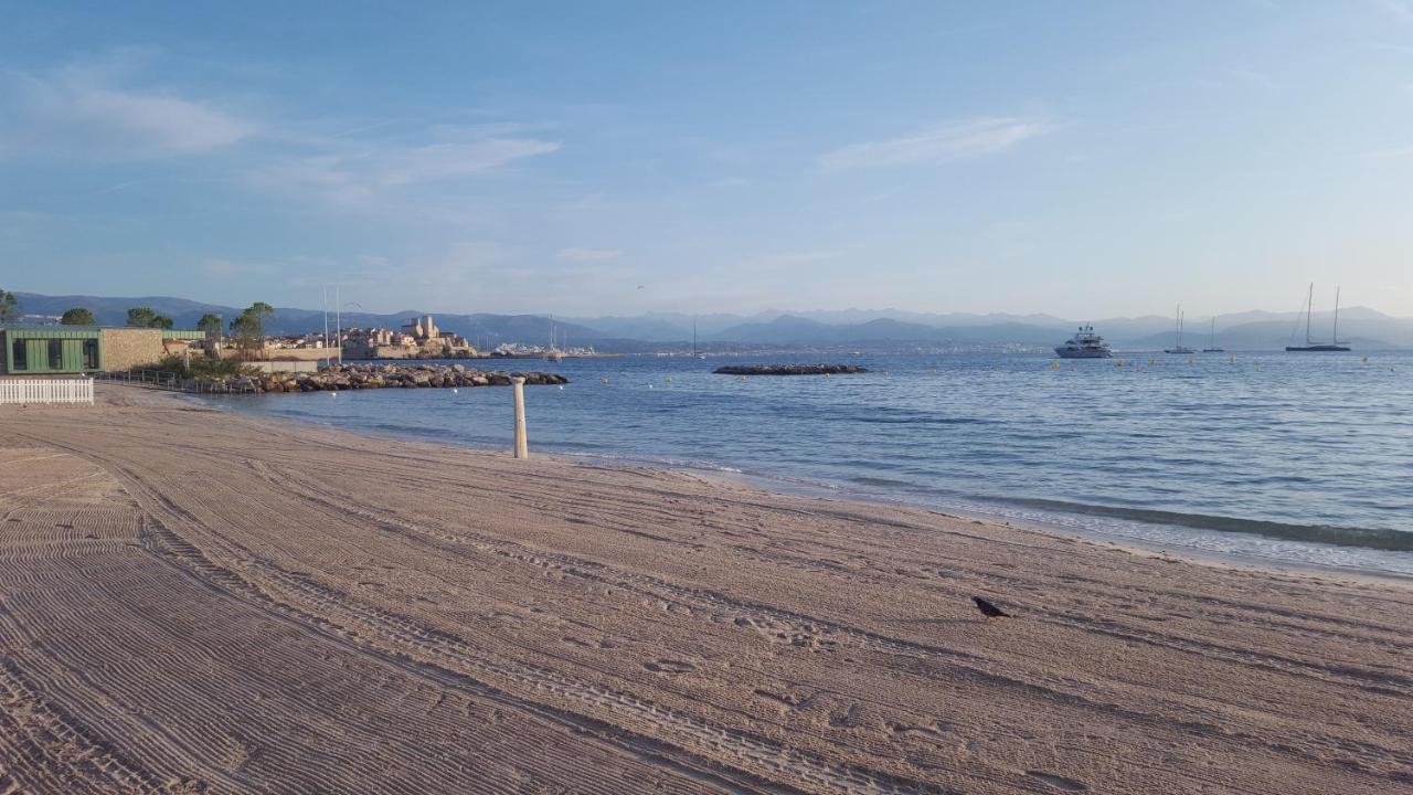 Magnifique "Gite De La Garoupe" Au Cap D'Antibes A 300M Des Plages Exterior photo